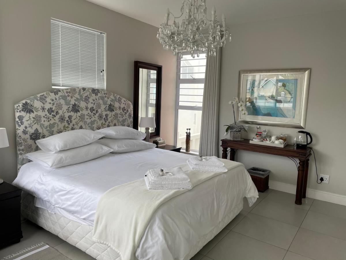 Vermont Hermanus - Views, Sunny, Right On The Sea Bagian luar foto